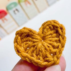 Cách móc len hình trái tim